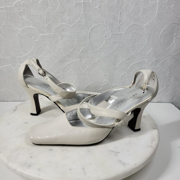 Apostrophe Cate Heels Womens 7.5 White Leather Square Toe Bridal‎ Wedding Party - Picture 4 of 16